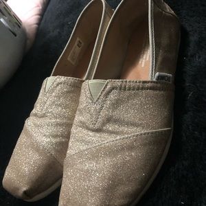 Toms women’s size 8